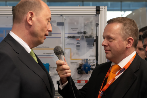 Interview with Wolfgang Tiefensee, Federal Minister for Transport, Building and Urban Development, at Hannover Messe 2009